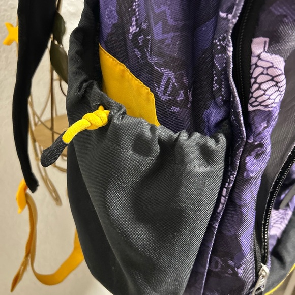 Nike Kobe Mamba Backpack BA5088-557 – Purple Gold Snake Print – Basketball Gym B - Picture 7 of 13